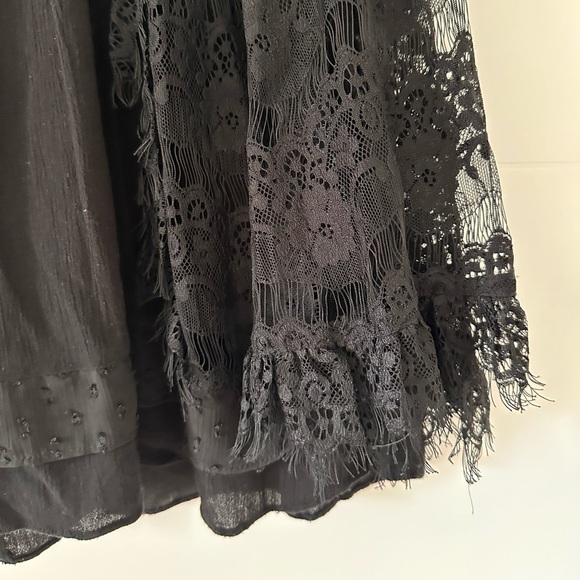 Zara Women’s Black Lace Crop 3/4 Sleeves Mock Neck Top Size S - Picture 7 of 9